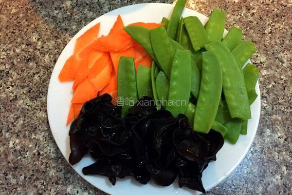 荷塘小炒的做法图解2