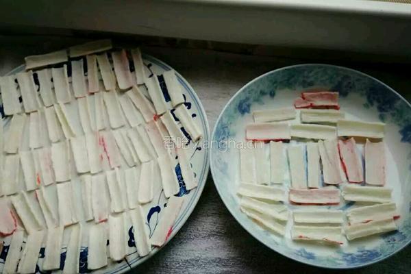 马来杨爸爸炸蟹柳的做法图解3