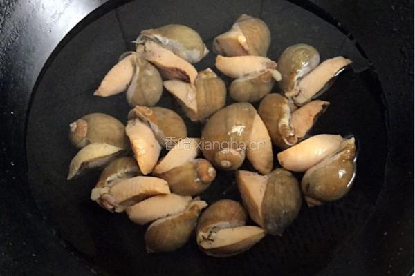 蒜泥假鲍鱼凉拌苦菊的做法图解2