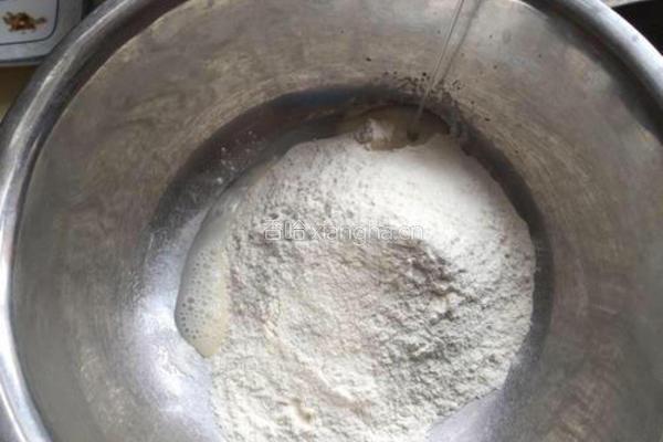 茴香包子的做法图解4
