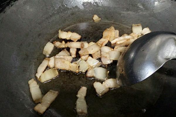 干妈回锅肉炒饭的做法图解2