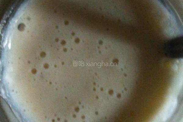 香蕉青瓜奶昔的做法图解4