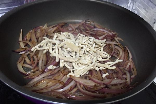 洋葱炒肉丝的做法图解8