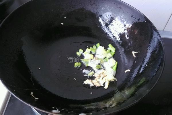 丝瓜炒鸡蛋的做法图解4