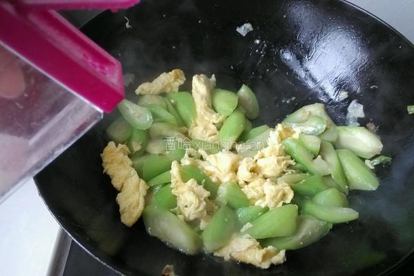 丝瓜炒鸡蛋的做法图解7