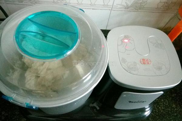 毛毛虫面包的做法图解2