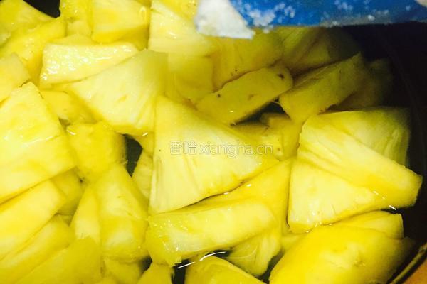 菠萝罐头的做法图解3