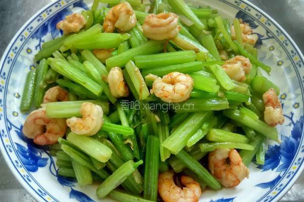 芹菜炒虾仁的做法图解11