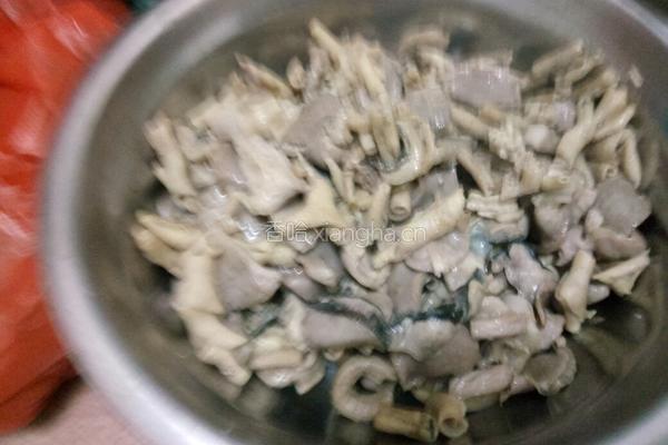 酸辣鸡杂的做法图解3