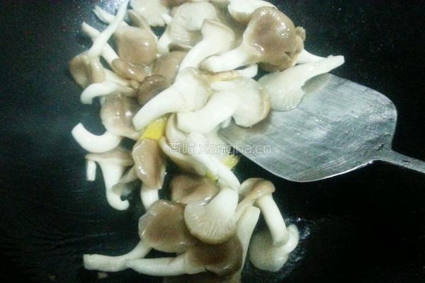 蛤蜊鹌鹑蛋豆腐羹的做法图解5