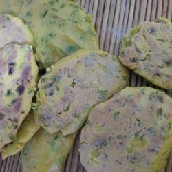 榆树钱烫面大饼子的做法[图]