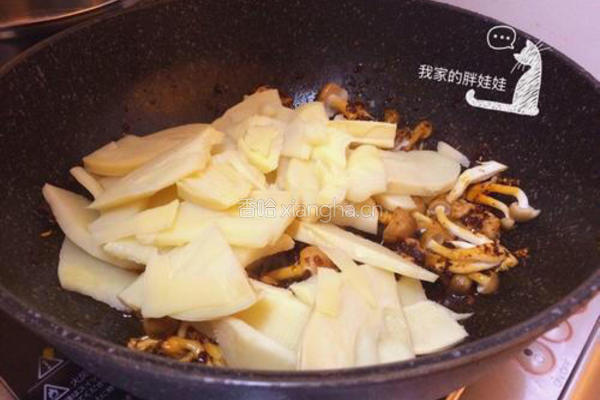 麻辣水煮春笋的做法图解6