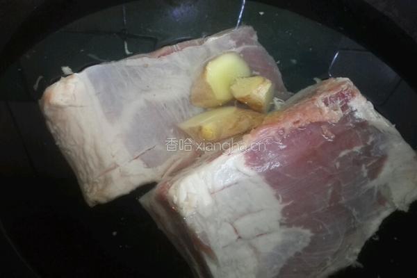回锅肉的做法图解1