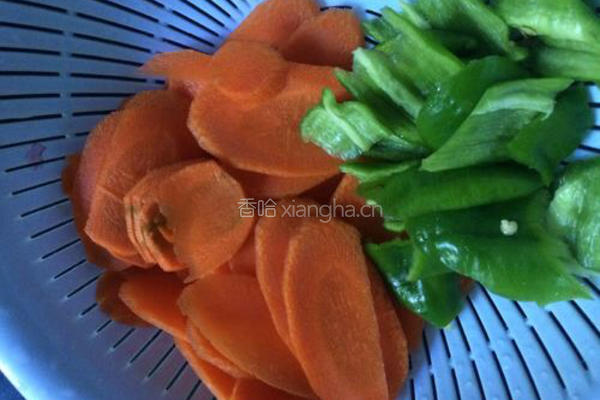 炫彩小炒肉的做法图解3