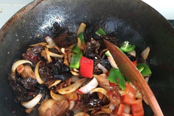 〖 洋葱木耳炒肉 〗的做法图解6