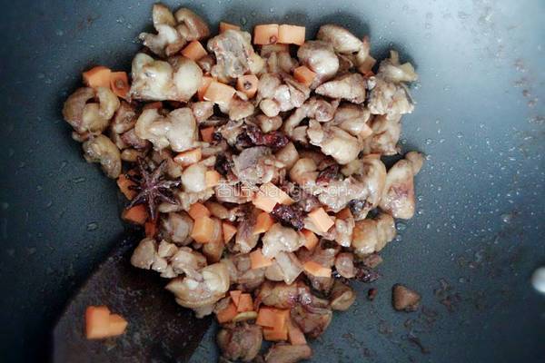 豌豆炒鸡块的做法图解9