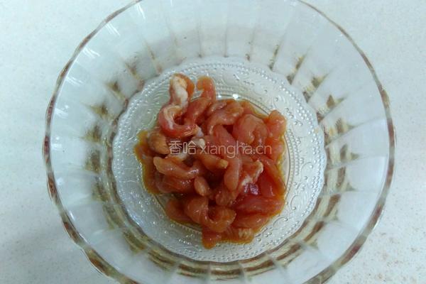 黄豆芽炒肉丝的做法图解2