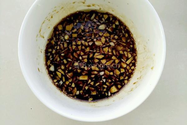 蒜香青豆拌金针菇的做法图解11