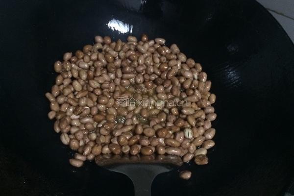 油炸花生米的做法图解3