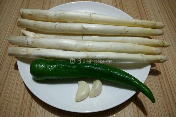 素炒白芦笋的做法图解1