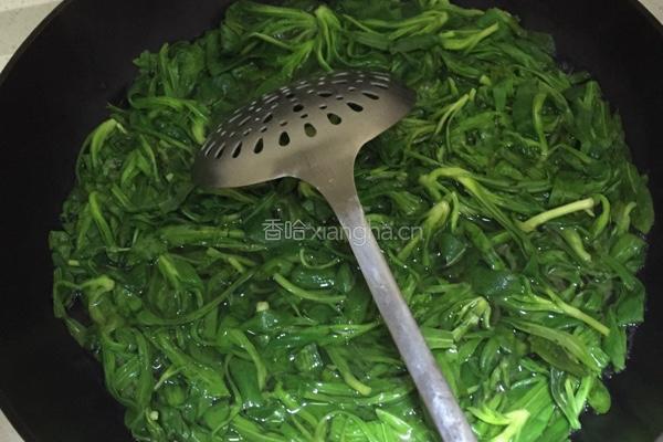 面条菜肉包子的做法图解5