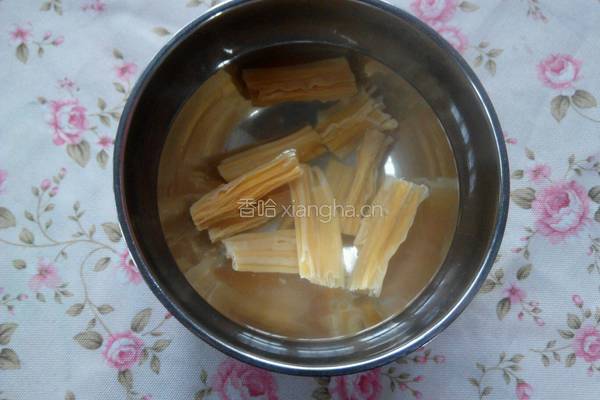 凉拌菠菜粉丝的做法图解3