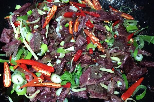 辣椒炒牛肉的做法图解4