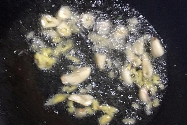 泡椒炒鸭肾的做法图解6