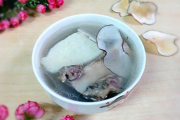 海底椰淮山猪骨汤的做法图解7