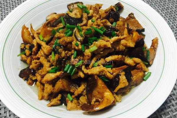 肉丝油焖香菇的做法图解7