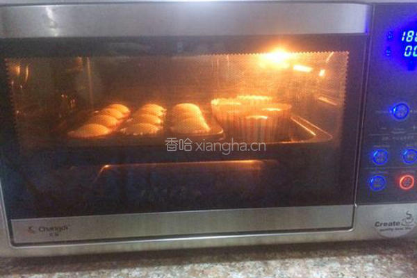 纸杯蛋糕的做法图解10