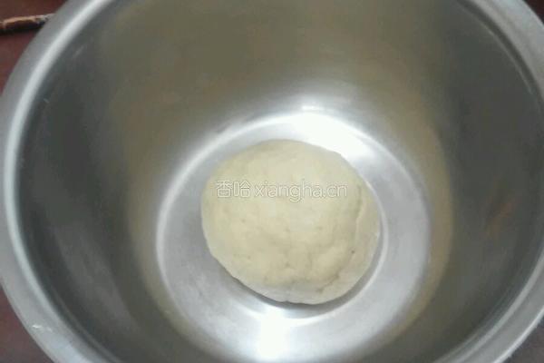 奶盐苏打饼干的做法图解1