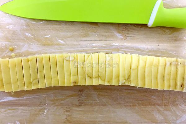 松仁饼干的做法图解8