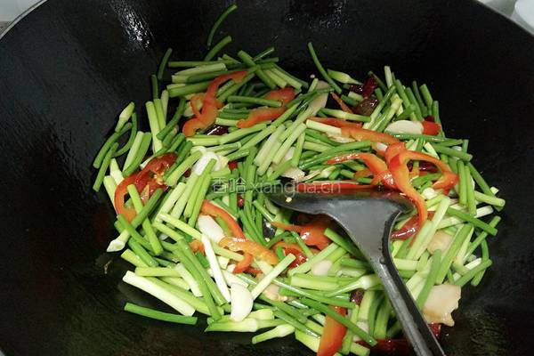 蒜苔牛肉丝的做法图解7