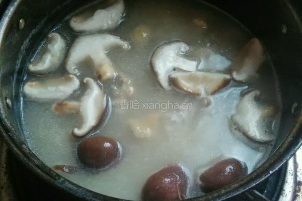 香菇鸡腿粥的做法图解4