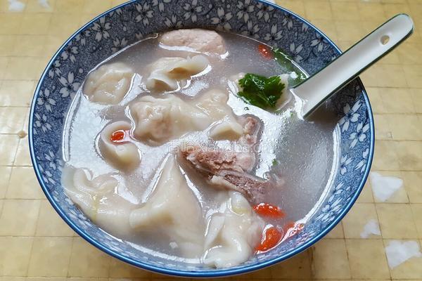 猪肉鲜虾大云吞的做法图解8