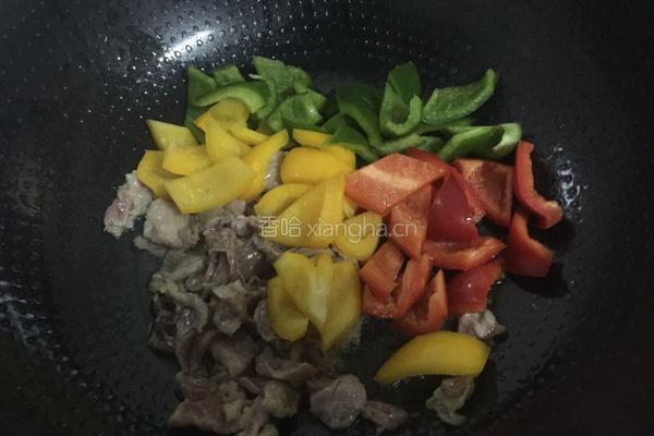 彩椒肉片的做法图解3