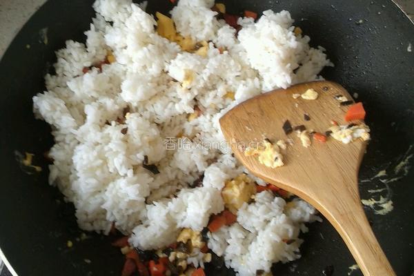 家常炒饭的做法图解7