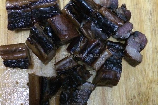 腊肉炒荷兰豆的做法图解2