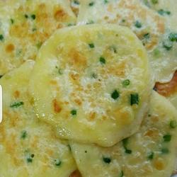 鸡蛋葱饼的做法[图]