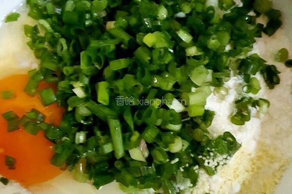 鸡蛋葱饼的做法图解2