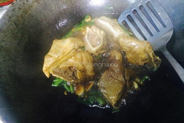排骨炖豆角。的做法图解6