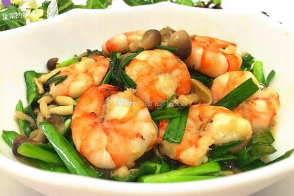 蚝油蟹味菇韭菜炒虾仁的做法图解8