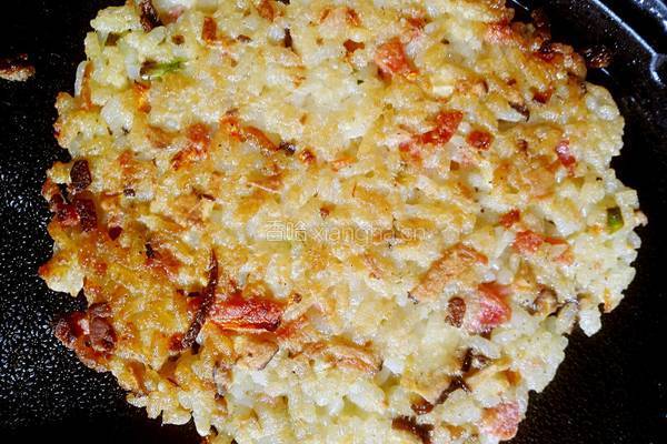 米饭鸡蛋煎饼的做法图解6