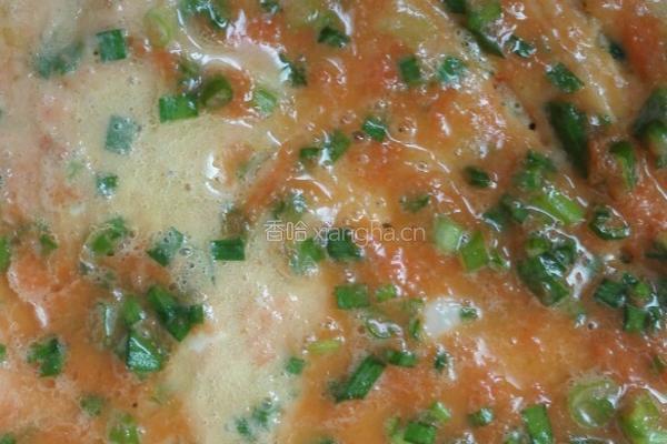 胡萝卜韭菜鸡蛋饼的做法图解3