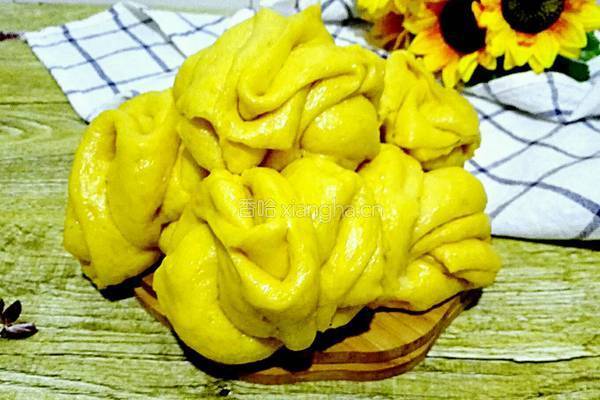 金灿灿全麦南瓜花卷的做法图解14