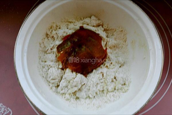 金灿灿全麦南瓜花卷的做法图解3