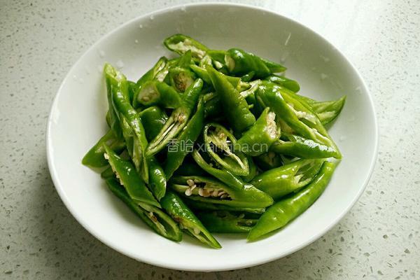 尖椒炒春笋的做法图解4
