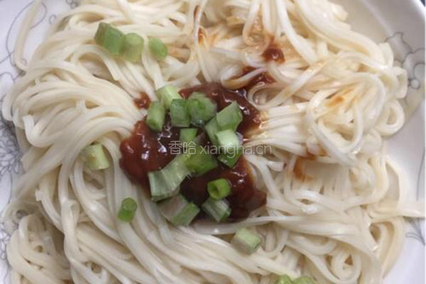 葱油拌面的做法图解3