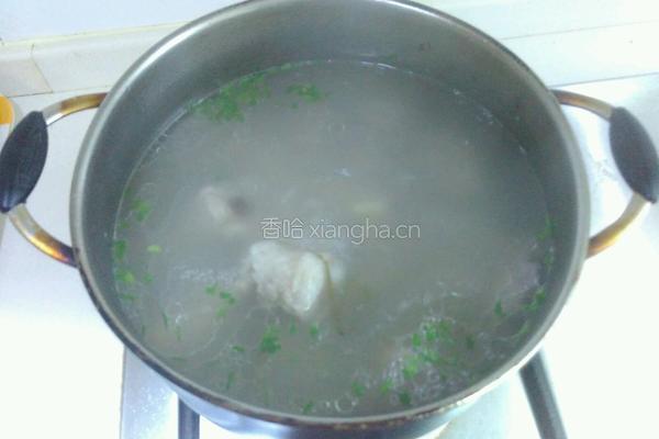 莲藕排骨汤的做法图解8